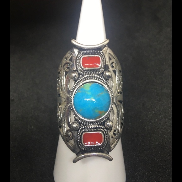 Vintage Style Turquoise Circle ⭕️ W/2Red Stones Silver Design On Both Sides Ring - Picture 4 of 4